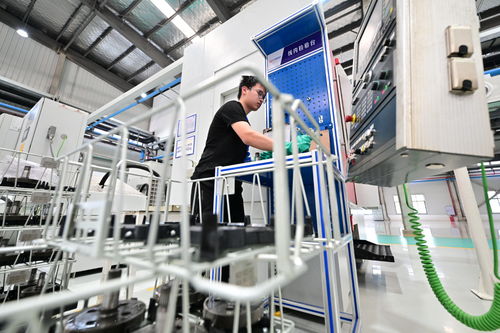 南岸雙環(huán)傳動(dòng)重慶精密科技有限責(zé)任公司智能工廠正式啟動(dòng)，加速網(wǎng)絡(luò)科技研發(fā)新篇章